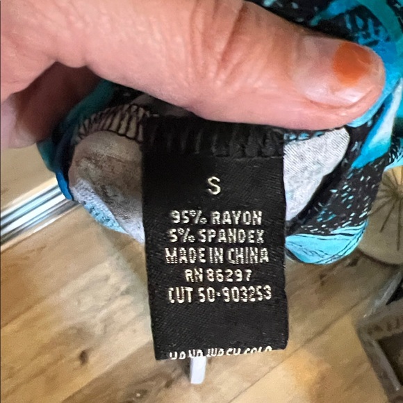 NWT. BCBGMaxAzria, Small, Teal and Black Long Sleeve Dress, Porcelain Butterfly - Picture 8 of 8